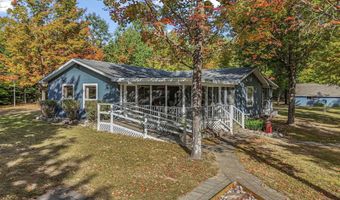 554 Westwood Rd NW, Alden, MI 49612