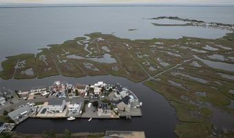 267 Cypress Dr, Bayville, NJ 08721