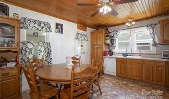 1424 Bear Creek Rd, Bakersville, NC 28705