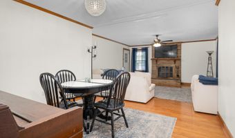 384 Snow Hill St, Ayden, NC 28513