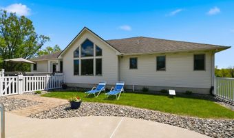 7833 Garman Rd, Auburn, IN 46706