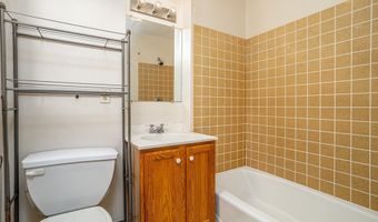40 Washington St, Ayer, MA 01432