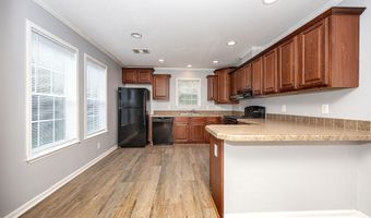 6003 E Lamar St, Bay St. Louis, MS 39520