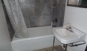 266 W Spring St, Bloomfield, IN 47424