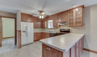 636 Watersonway Cir, Indianapolis, IN 46217