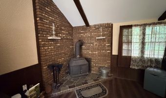 32 Shawnee Trl, Albrightsville, PA 18210