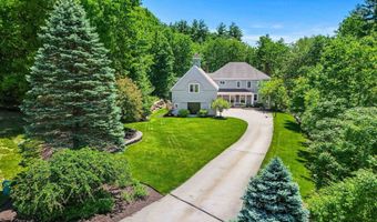 17 Canterbury Ln, Bedford, NH 03110