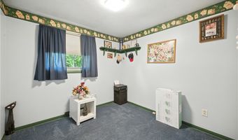 4289 Wedgewood Dr, Austintown, OH 44511