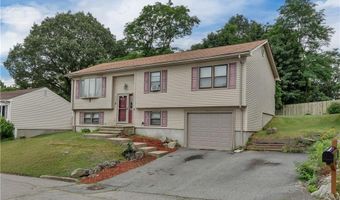 8 Gale Ct, North Providence, RI 02904