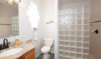 916 BUNKER VIEW Dr, Apollo Beach, FL 33572