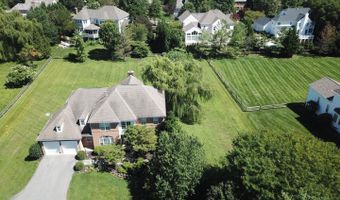 10709 BOSWELL Ln, Potomac, MD 20854