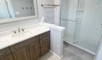 5107 CLIFFHAVEN Dr, Annandale, VA 22003
