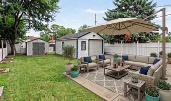 9885 Hubert Ave, Allen Park, MI 48101