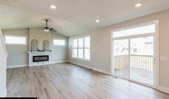 3515 NW 27th St, Ankeny, IA 50023