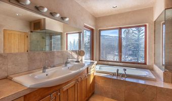 1935 LARSEN Ln, Alta, WY 83414