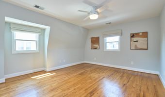 255 N BRYAN St, Arlington, VA 22201