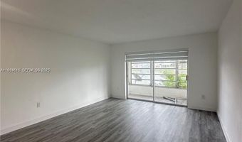 2800 NE 203rd St 10, Aventura, FL 33180