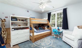 371 Glen Hill Dr, North Kingstown, RI 02874
