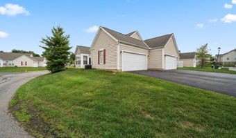 5939 Naughten Pond Dr, Columbus, OH 43213