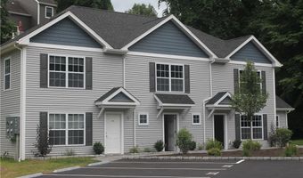 9 Goodhill Rd 103, Bethel, CT 06801