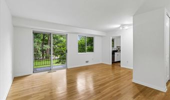 10518 WEYMOUTH St 102, Bethesda, MD 20814