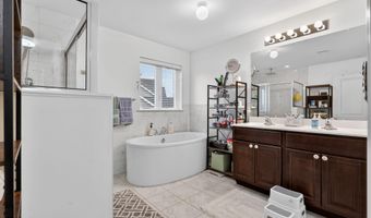 17 Prairie Ln, Bayville, NJ 08721