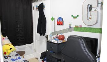 12 Fourteenth St, Bangor, ME 04401