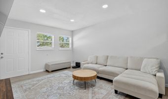 710 CAVALLA Rd, Atlantic Beach, FL 32233