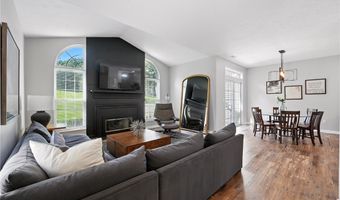214 Wilcox Rd, Austintown, OH 44515