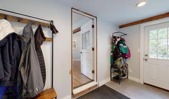 4 Arbania St, Auburn, ME 04210