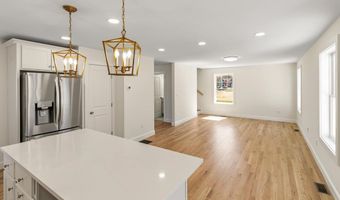 28 Pebble Ct 14, Barrington, NH 03825