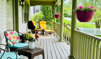 489 Hoyt St, Darien, CT 06820