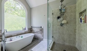 10610 Kingsmark Trl, Alpharetta, GA 30022