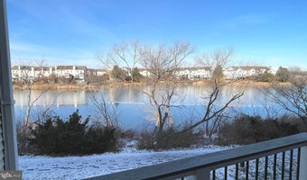 20588 CORNSTALK Ter 202, Ashburn, VA 20147