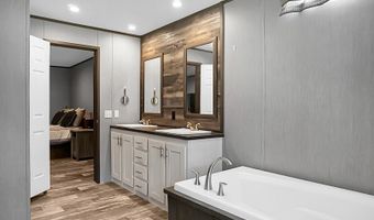 317 Pooshee Plantation Way, Bonneau, SC 29431