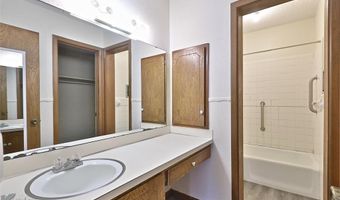3718 Brook Hollow Dr, Abilene, TX 79605