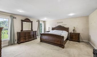 528 Vanderbilt Ave, Bayville, NJ 08721
