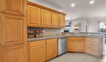 1204 Sheryl Ln, Altus, OK 73521