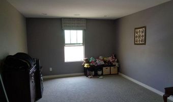 240 N SENATE St, Chandler, AZ 85225