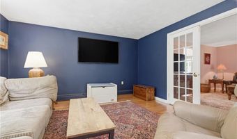 40 White Pine Dr, Glocester, RI 02814