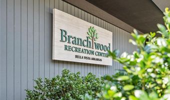 19 Fountainhall Ln, Bella Vista, AR 72715