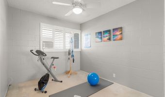 4280 Salt Lake Blvd D23, Honolulu, HI 96818