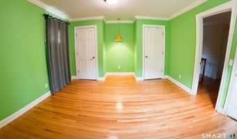 14 E Gate Rd, Danbury, CT 06811