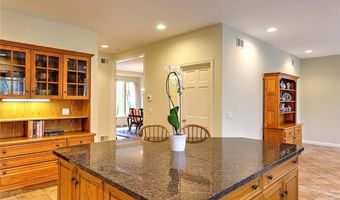 60 Pheasant Dr, East Greenwich, RI 02818