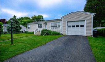 44 Dudley Ave, Newport, RI 02840