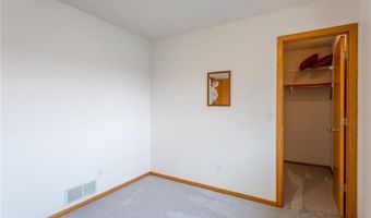 13742 Underclift St NW, Andover, MN 55304