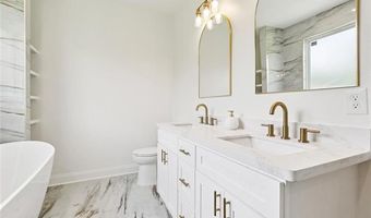 7211 CLAIBORNE Ct, Arabi, LA 70032