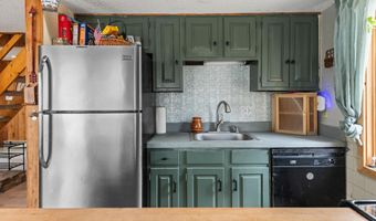 14 Webster Ct, Campton, NH 03223
