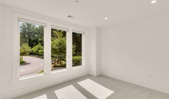 142 WINSOME Cir, Bethesda, MD 20814