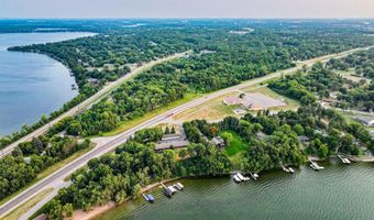 2531 S Le Homme Dieu Dr NE 102, Alexandria, MN 56308